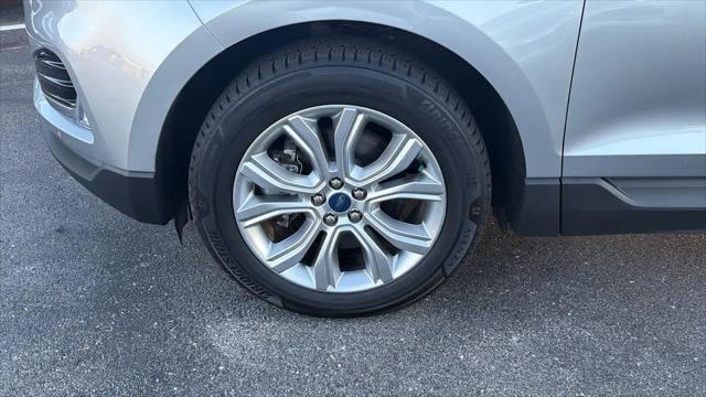 2020 Ford Edge Titanium