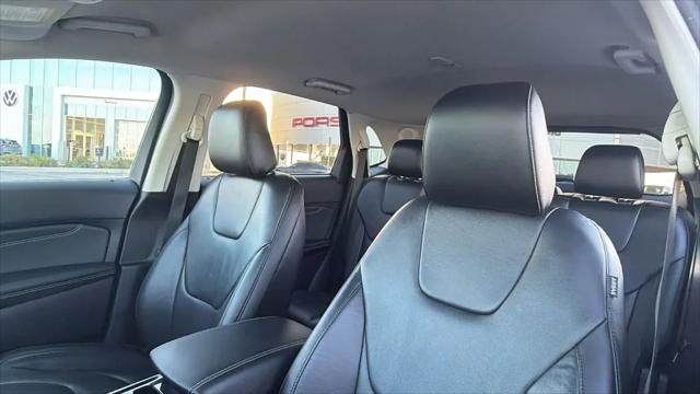 2020 Ford Edge Titanium