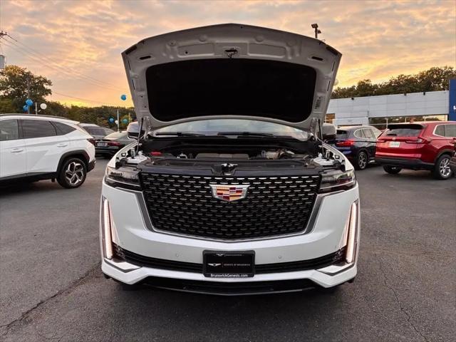 2023 Cadillac Escalade 4WD Premium Luxury