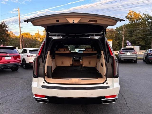 2023 Cadillac Escalade 4WD Premium Luxury