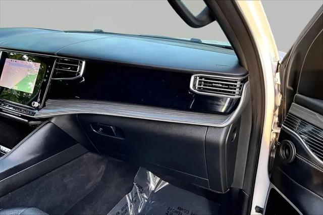 2023 Jeep Wagoneer Series III 4x4