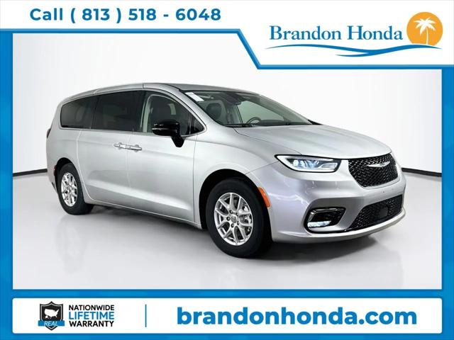 2024 Chrysler Pacifica Touring L for sale in Tampa, FL