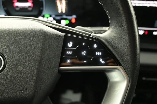 2025 Audi Q6 e-tron Premium quattro