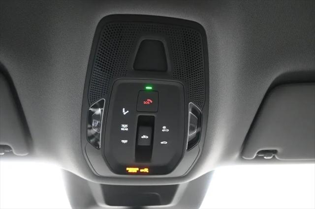2025 Audi Q6 e-tron Premium quattro