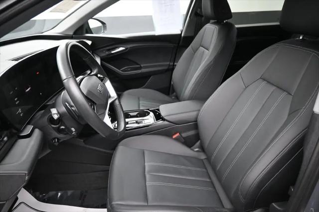 2025 Audi Q6 e-tron Premium quattro