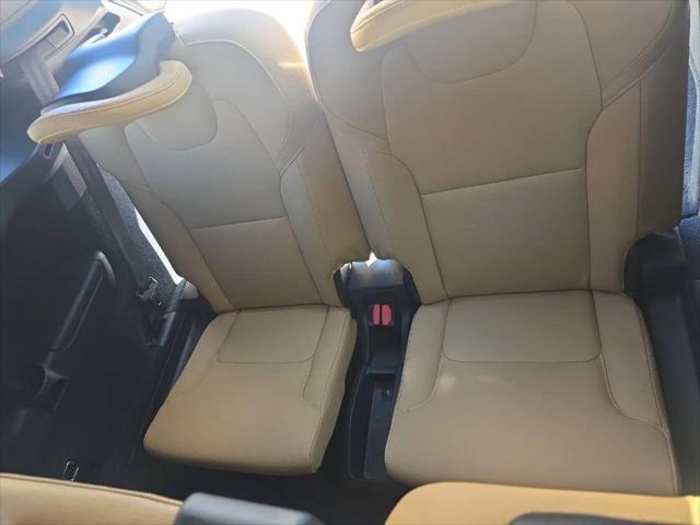 2017 Volvo XC90 T6 Momentum