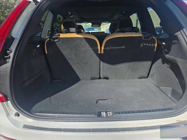 2017 Volvo XC90 T6 Momentum