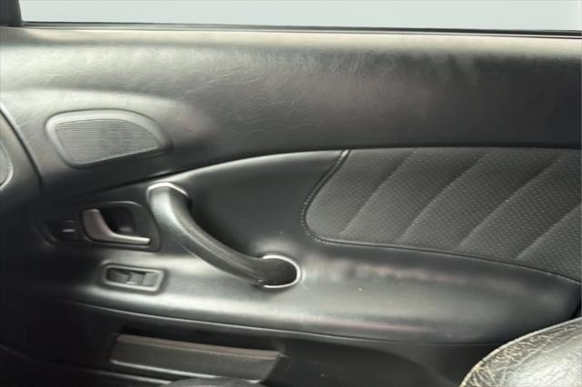 2004 Honda S2000 Base
