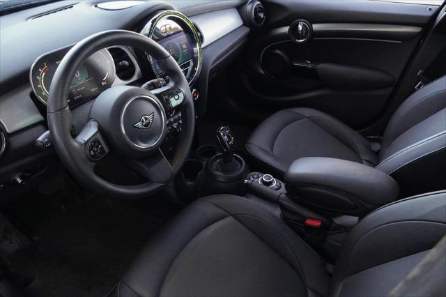 2023 MINI Hardtop Cooper