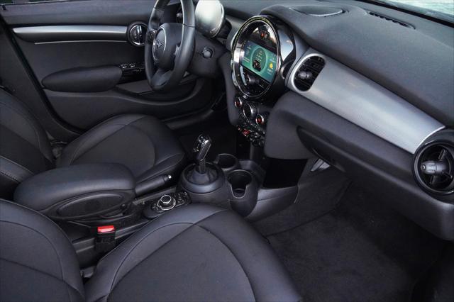 2023 MINI Hardtop Cooper