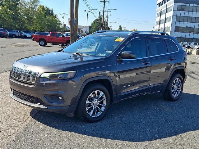 2019 Jeep Cherokee Latitude Plus 4x4 2019 Jeep Cherokee Latitude Plus 4x4