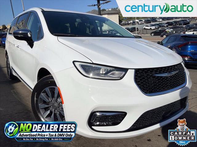 2023 Chrysler Pacifica Hybrid Limited for sale in Daly City, CA
