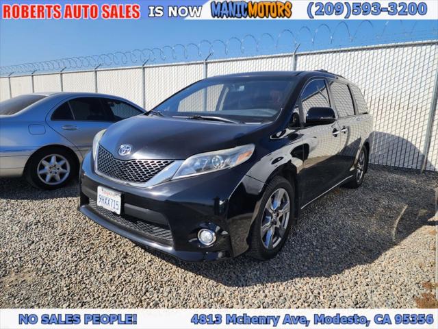2017 Toyota Sienna SE Premium 8 Passenger for sale in Tracy, CA