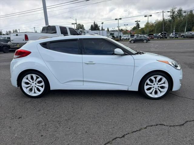 2012 Hyundai Veloster Base w/Gray