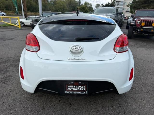 2012 Hyundai Veloster Base w/Gray