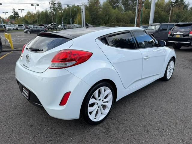 2012 Hyundai Veloster Base w/Gray