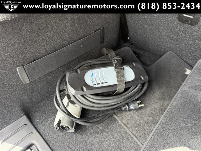 2017 BMW i3 94 Ah w/Range Extender