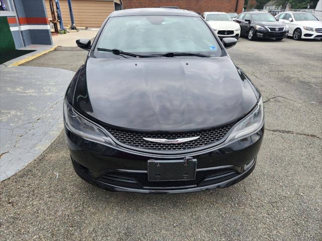 2016 Chrysler 200 S
