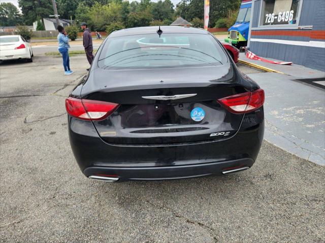 2016 Chrysler 200 S