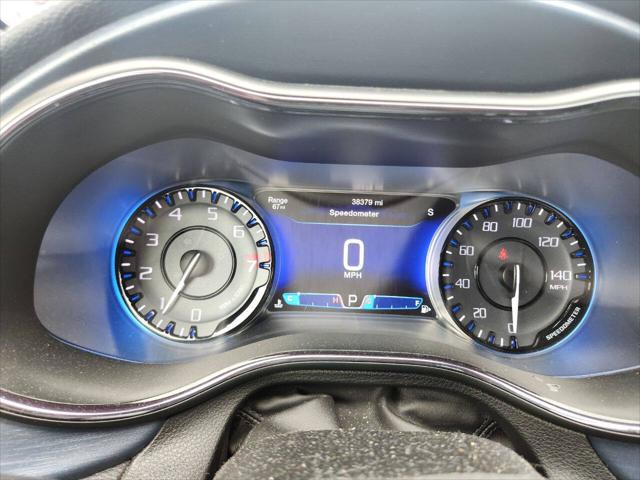2016 Chrysler 200 S