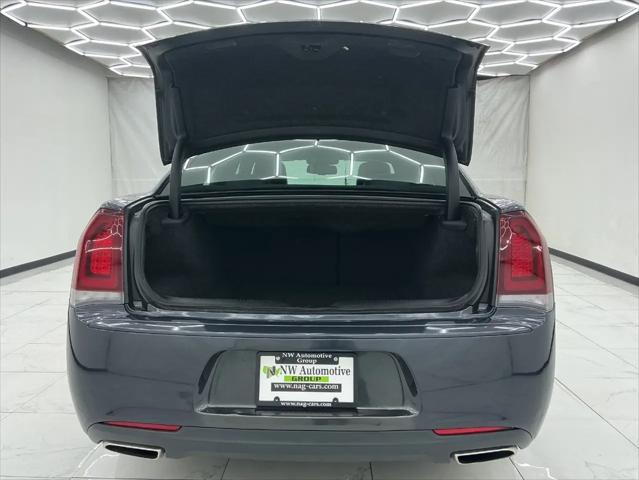 2019 Chrysler 300 300S AWD