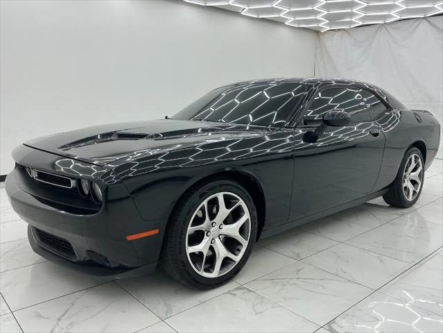 2016 Dodge Challenger SXT Plus