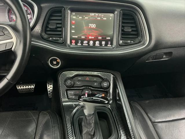 2016 Dodge Challenger SXT Plus