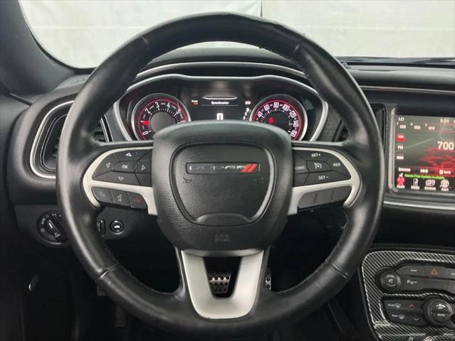 2016 Dodge Challenger SXT Plus