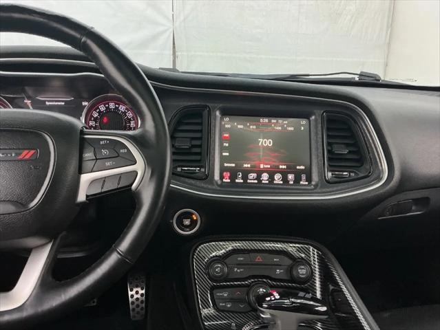 2016 Dodge Challenger SXT Plus