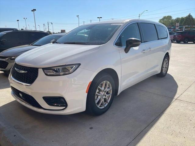 2024 Chrysler Pacifica Touring L for sale in Muskogee, OK