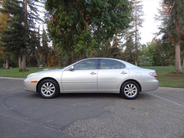 2004 Lexus ES 330 Base 4dr Sedan