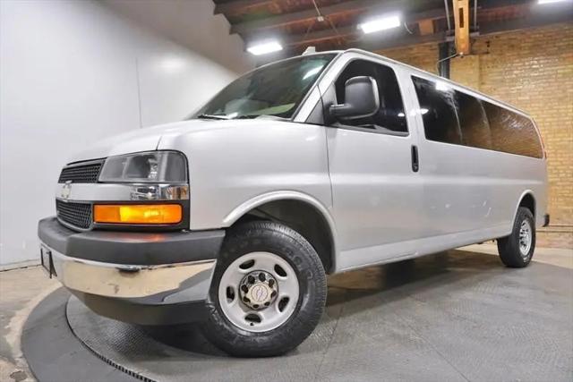 2018 Chevrolet Express LT for sale in Chicago, IL