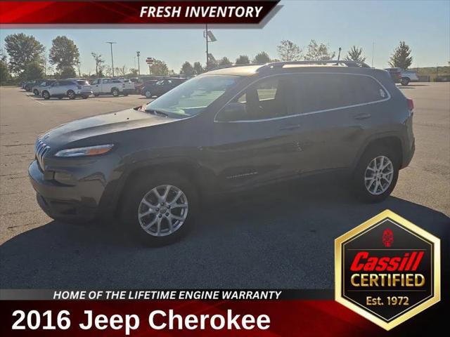 2016 Jeep Cherokee Latitude for sale in Cedar Rapids, IA
