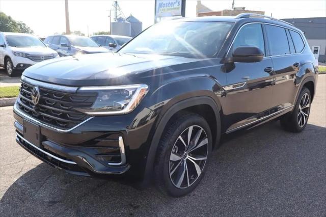 2026 Volkswagen Atlas SEL Premium R-Line for sale in Blooming Prairie, MN