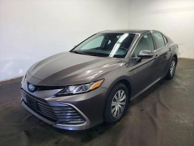 2022 Toyota Camry LE Hybrid for sale in Fairfield, OH