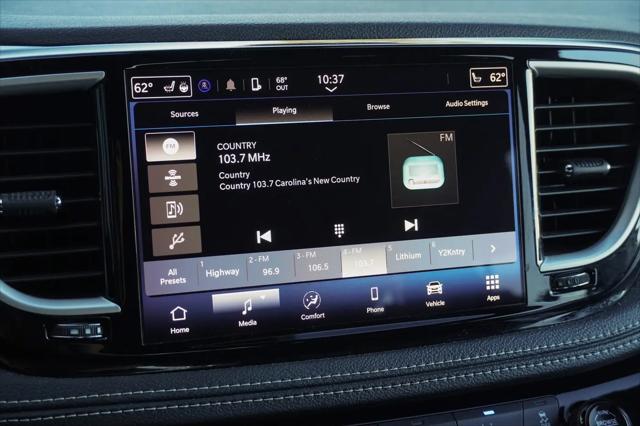 2021 Chrysler Pacifica Touring