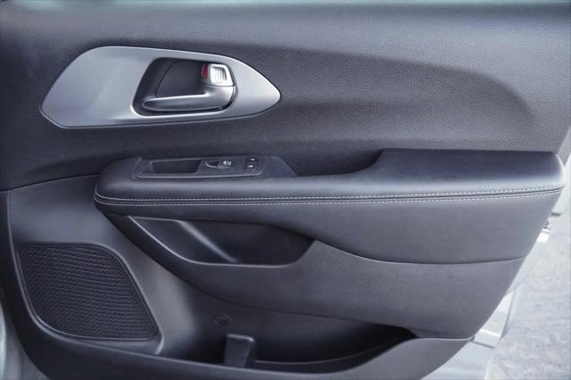 2021 Chrysler Pacifica Touring