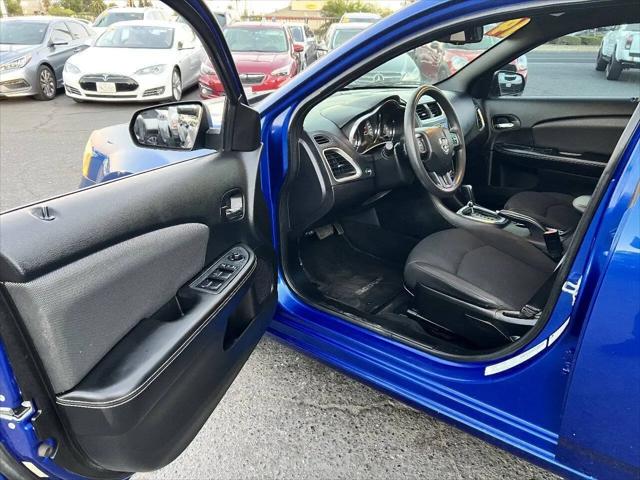 2014 Dodge Avenger SE