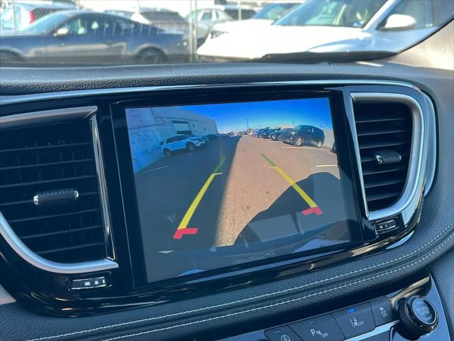 2025 Chrysler Pacifica Limited