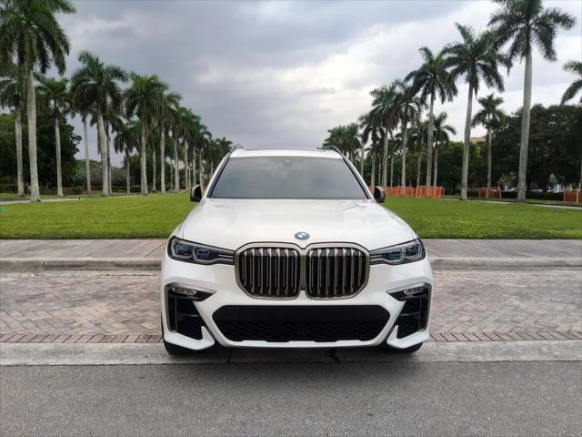 2020 BMW X7 M50i
