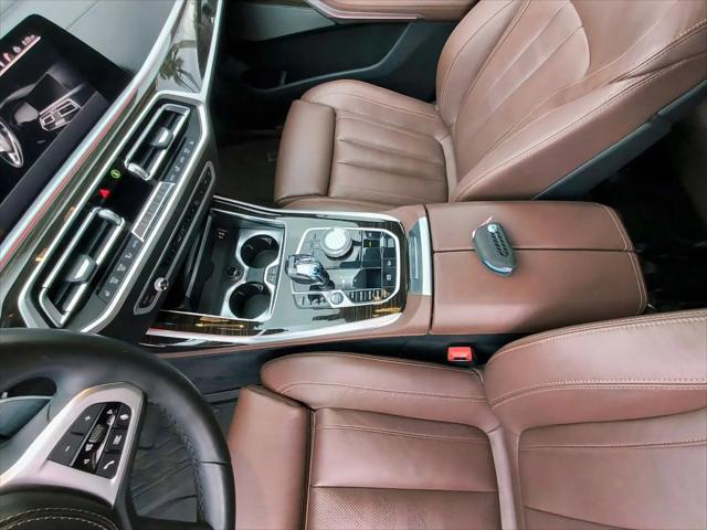 2020 BMW X7 M50i