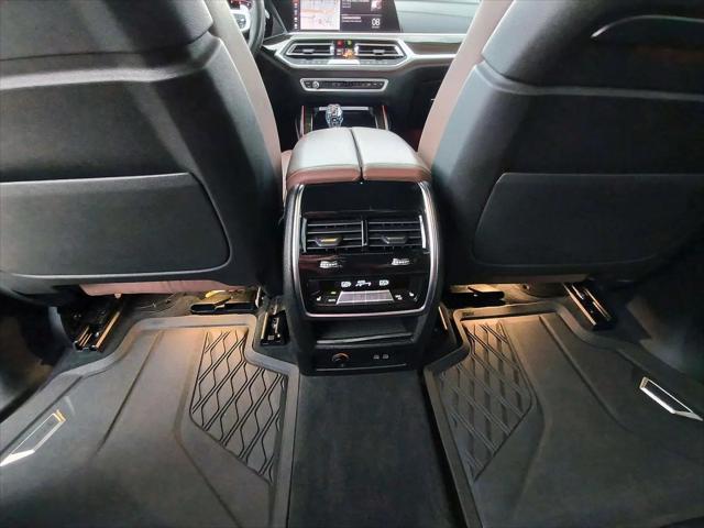 2020 BMW X7 M50i