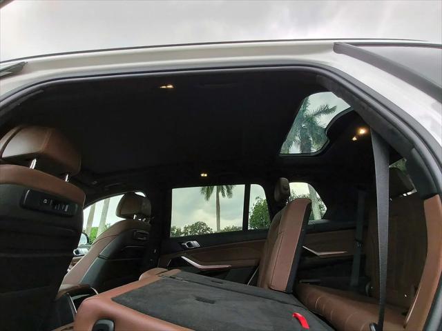 2020 BMW X7 M50i