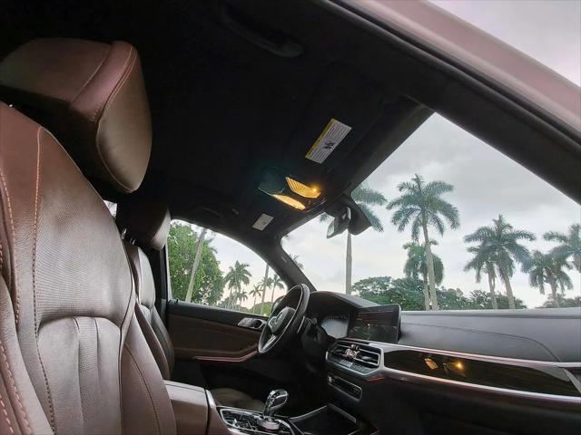 2020 BMW X7 M50i