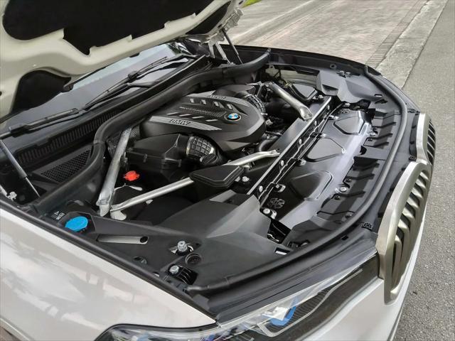 2020 BMW X7 M50i