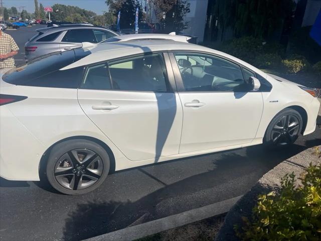 2019 Toyota Prius XLE