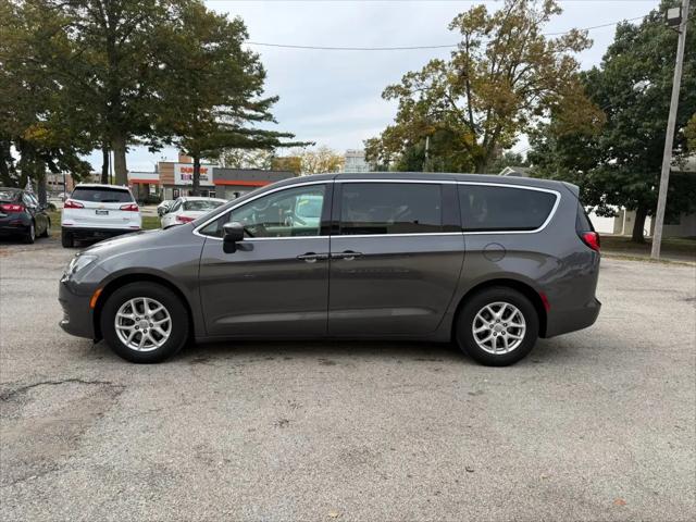 2017 Chrysler Pacifica Touring