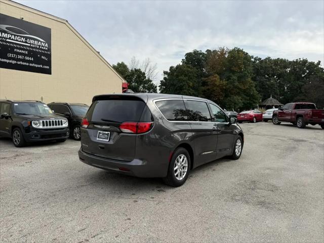 2017 Chrysler Pacifica Touring