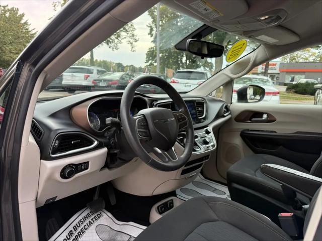 2017 Chrysler Pacifica Touring