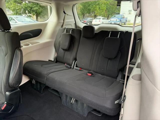 2017 Chrysler Pacifica Touring